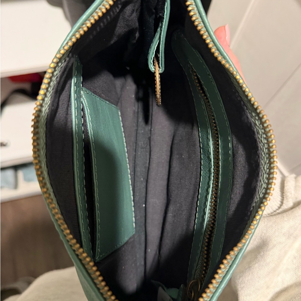 The Saint-Tropez Green Cosmetic Bag - Picture 7 of 7